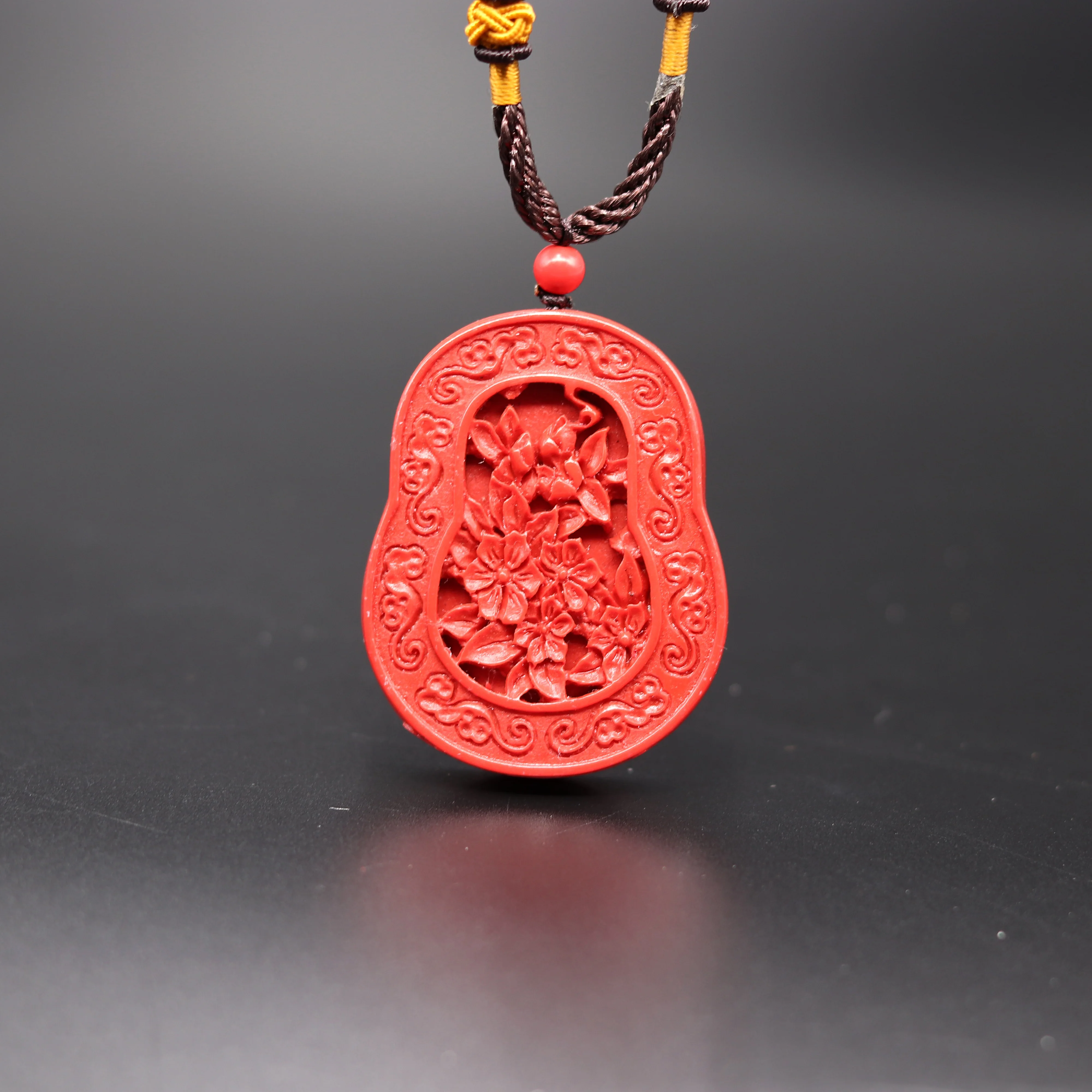 Китайский натуральный красный Органическая киноварь камень цветок кулон