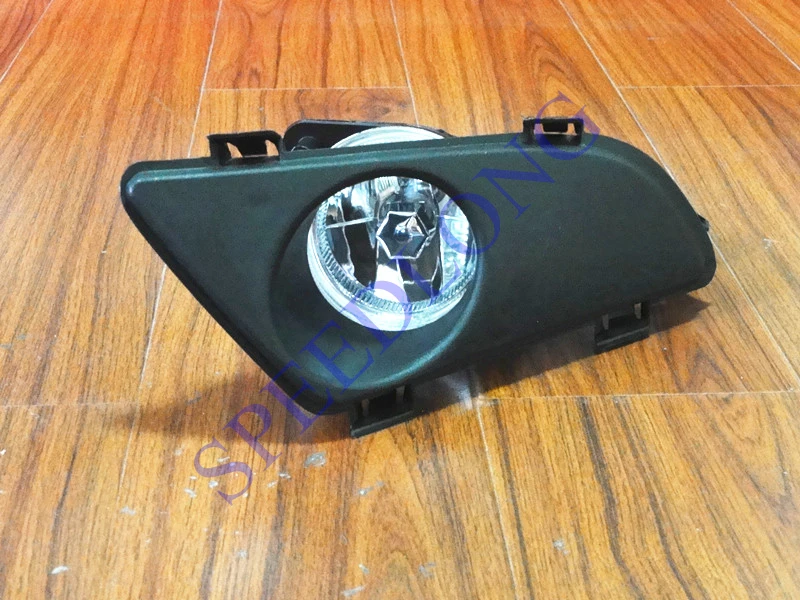 1 шт. правая сторона переднего бампера противотуманная фара дальнего света с