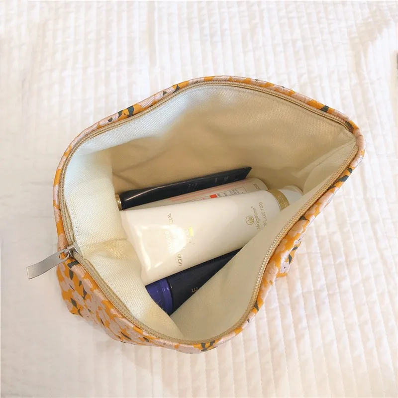 

PURDORED 1 Pc Women Floral Makeup Bag Flower Cosmetic Bag Travel Large Beauty Case Makeup Storage Organizer Bolsa Feminina