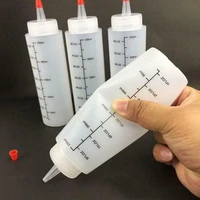 2021 pe plastic needle nosed scale squeeze bottle cap squeezable bottle with leak proof 250ml salad squeeze bottle kitchen tool
