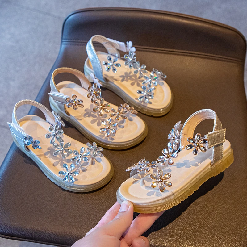 

Girls sandals summer fashion casual little virgin baby bling princess single sandals large children's shoes wholesale