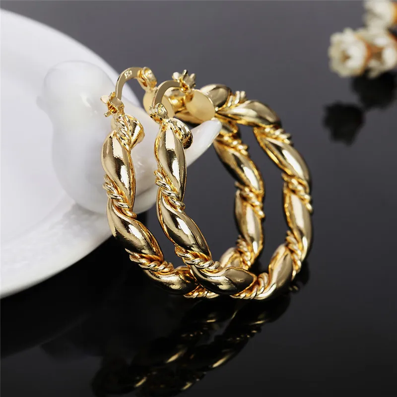 

Gold Plated Double Rope Twisted Fashion Hoop Earrings For Women Personality Exaggerated Style Charm Jewelry