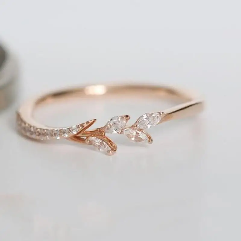 

Elegant Fashion Women Alloy Branch Rings Diamond Decoration Casual Party Engagement Wedding Plated Ring Jewelry