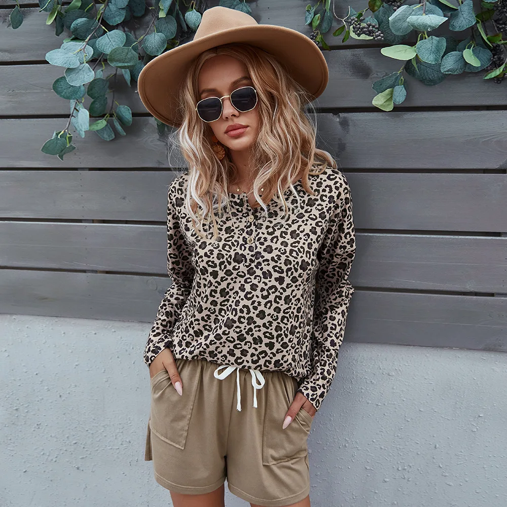 

Modern Button Leopard Print Top Mujer O-neck Woman Tshirts Casual Loose Waist Graphic Tee Vintage Long Sleeve Shirt with Shorts