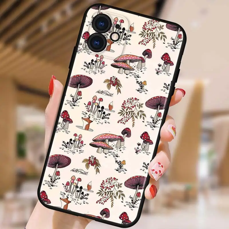 

Mushroom Cute for Apple iPhone 12 Pro Max Mini 11 Pro XS Max X XR 6S 6 7 8 Plus 5S SE2020 Black Phone Case