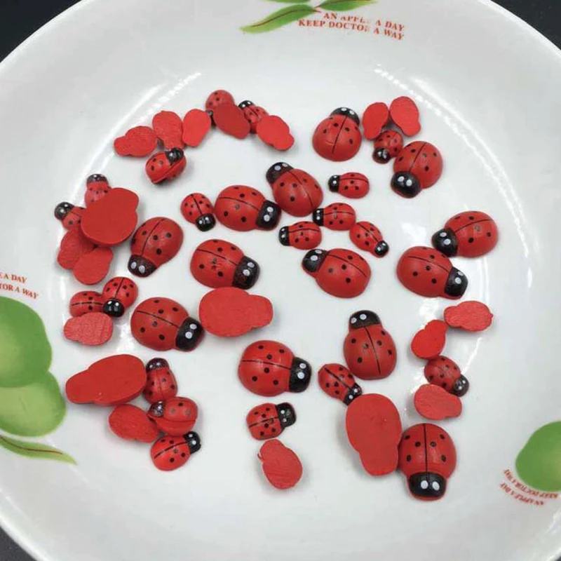 100 шт мини божьи коровки дерево ремесло самоклеющиеся холодильник паста
