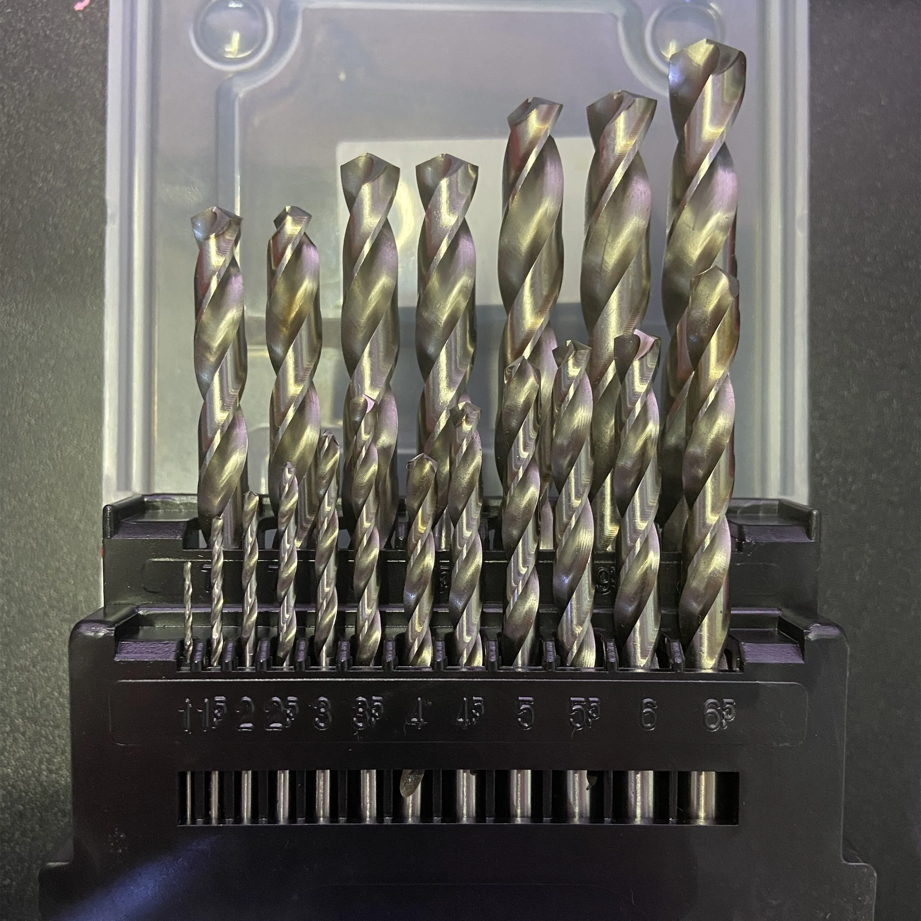 

19pcs 1-10mm Round Shank Twist Drill Bit Set Titanium Coated Hole Cutter Woodworking Metal Tool Sleeve Drill HSS6542