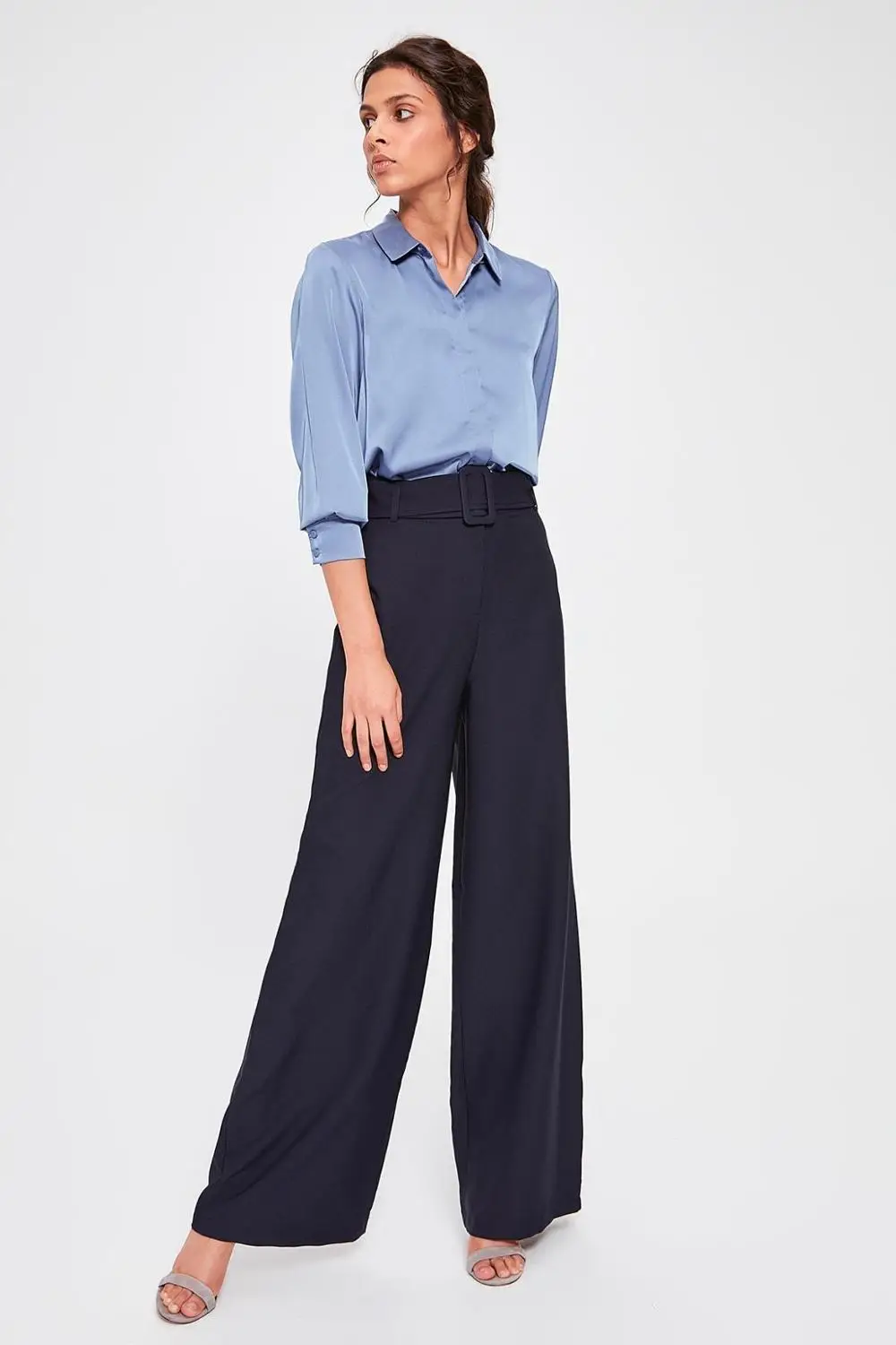 Trendyol экрю широкие брюки TWOSS19WX0017