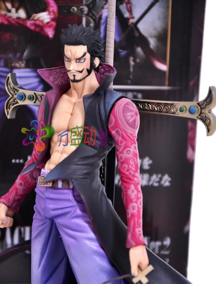 

One Piece Action Figure Dracule Mihawk PVC Action Figure Anime Puppets Toys Oka Shichibukai Model Anime Lover Collection