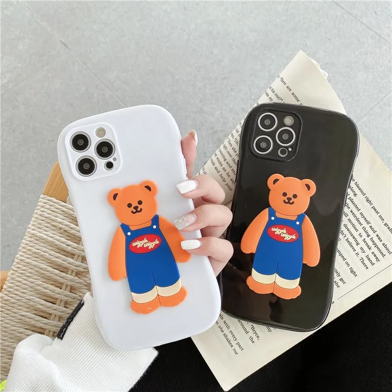 

Cute Cartoons Bear Folding Bracket Couple's Soft Case For Iphone 11 12 Pro Max Mini 7 8 Plus Xr X Xs Se 2020 Phone Cover Fundas