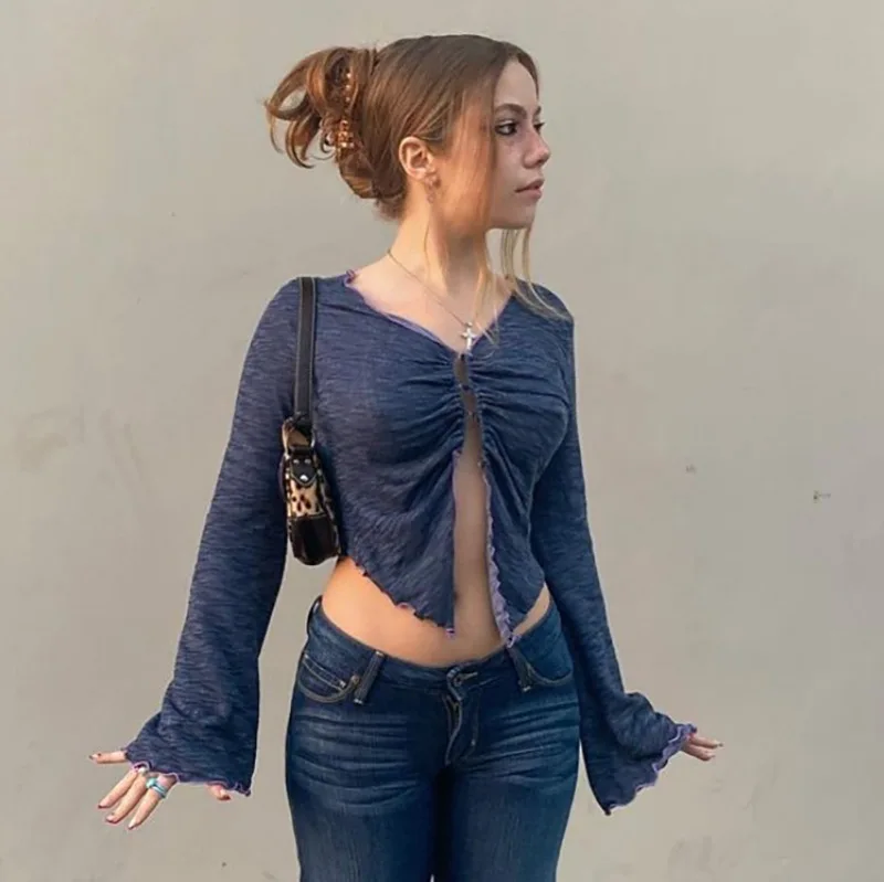 

Женская футболка с длинным рукавом, V-образным вырезом и деревянными ушками