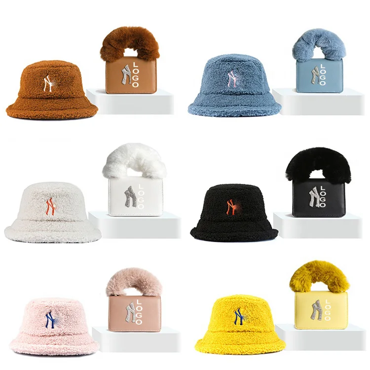 

GW Wholesale hot sells fur handle mini-clutches chain crossbody women bags and fur hat sets