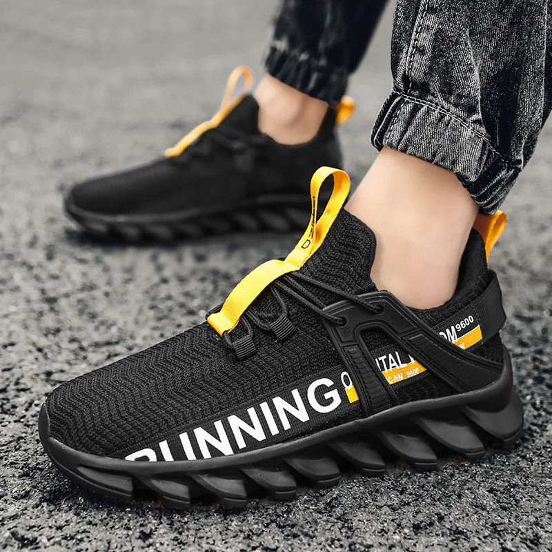 Hot sale Sneakers Men Lightweight Blade Running Shoes Shockproof Breathable Male Sports Shoes Platform Walking Gym Shoes Man