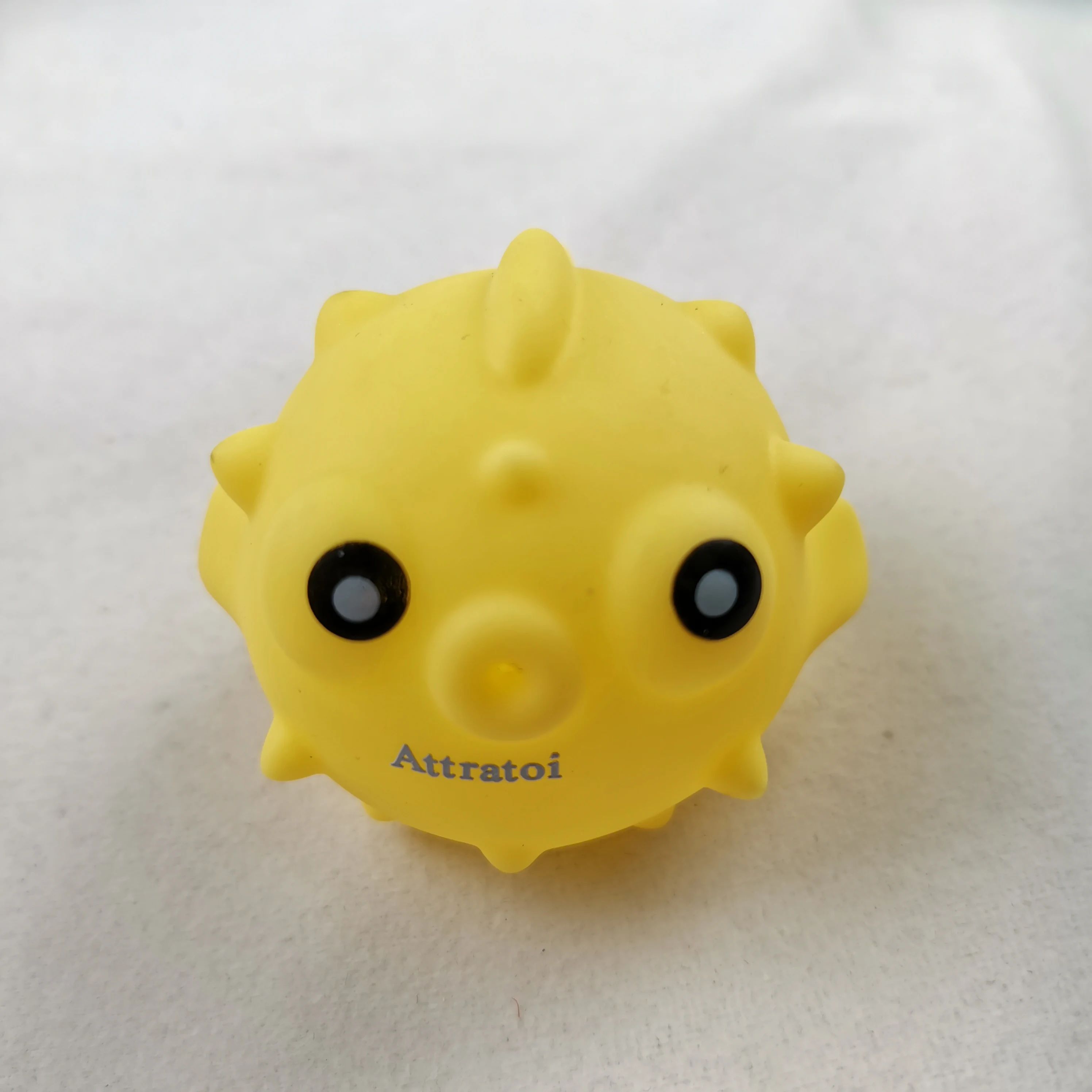 

Игрушки для домашних животных Attratoi