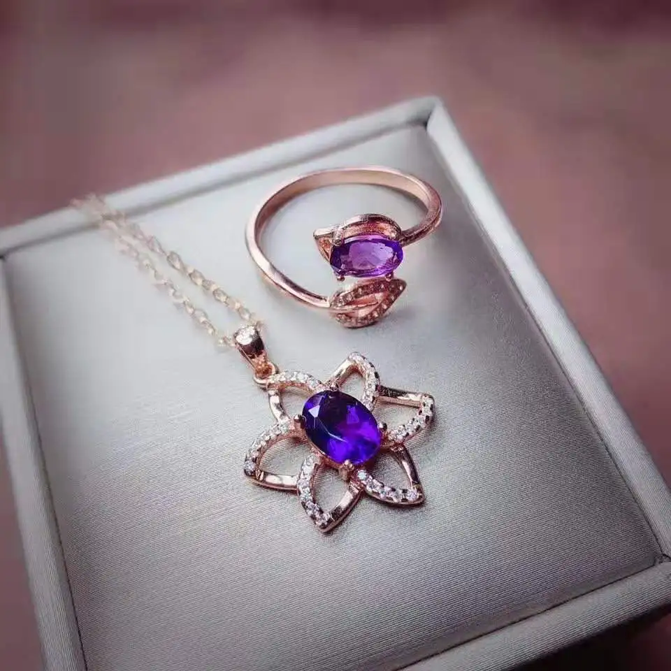 Женский комплект из кольца и подвески кольцо с фиолетовым кристаллом S925