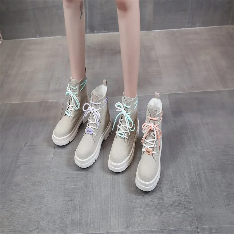 

2020 Women High-top shoes Autumn Winter Fashion Thick bottom Lace up Wear-resistant non-slip Comfortable Women casual shoes