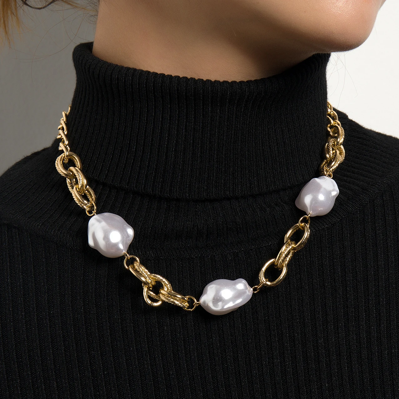 

Punk Lock Choker Necklace Big Baroque Pearl Women Collar Statement Brand Gold Color Chunky Thick Chain Necklace Steampunk Men