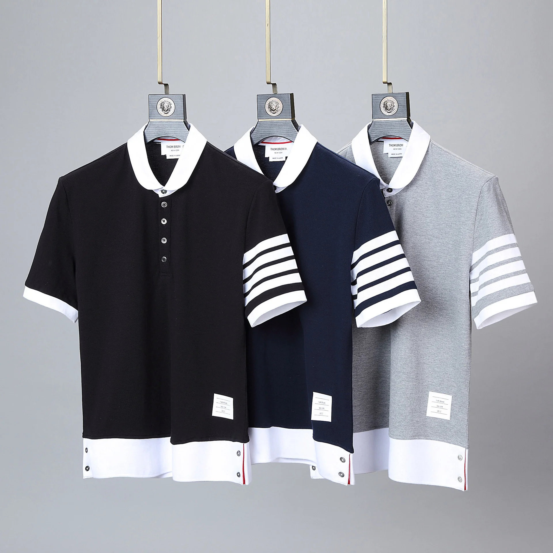 

Мужская хлопковая рубашка-поло с коротким рукавом и отложным воротником