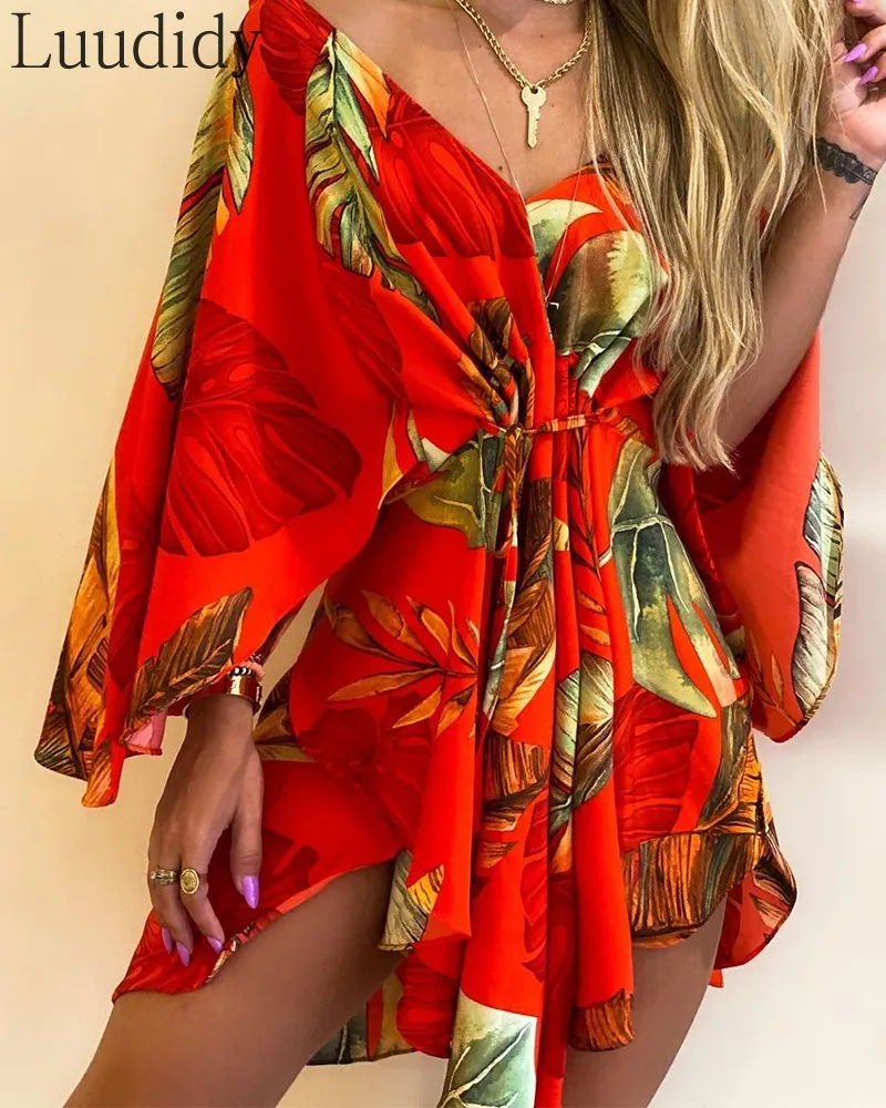 

Floral Print V-Neck Batwing Sleeve Drawstring Mini Dress