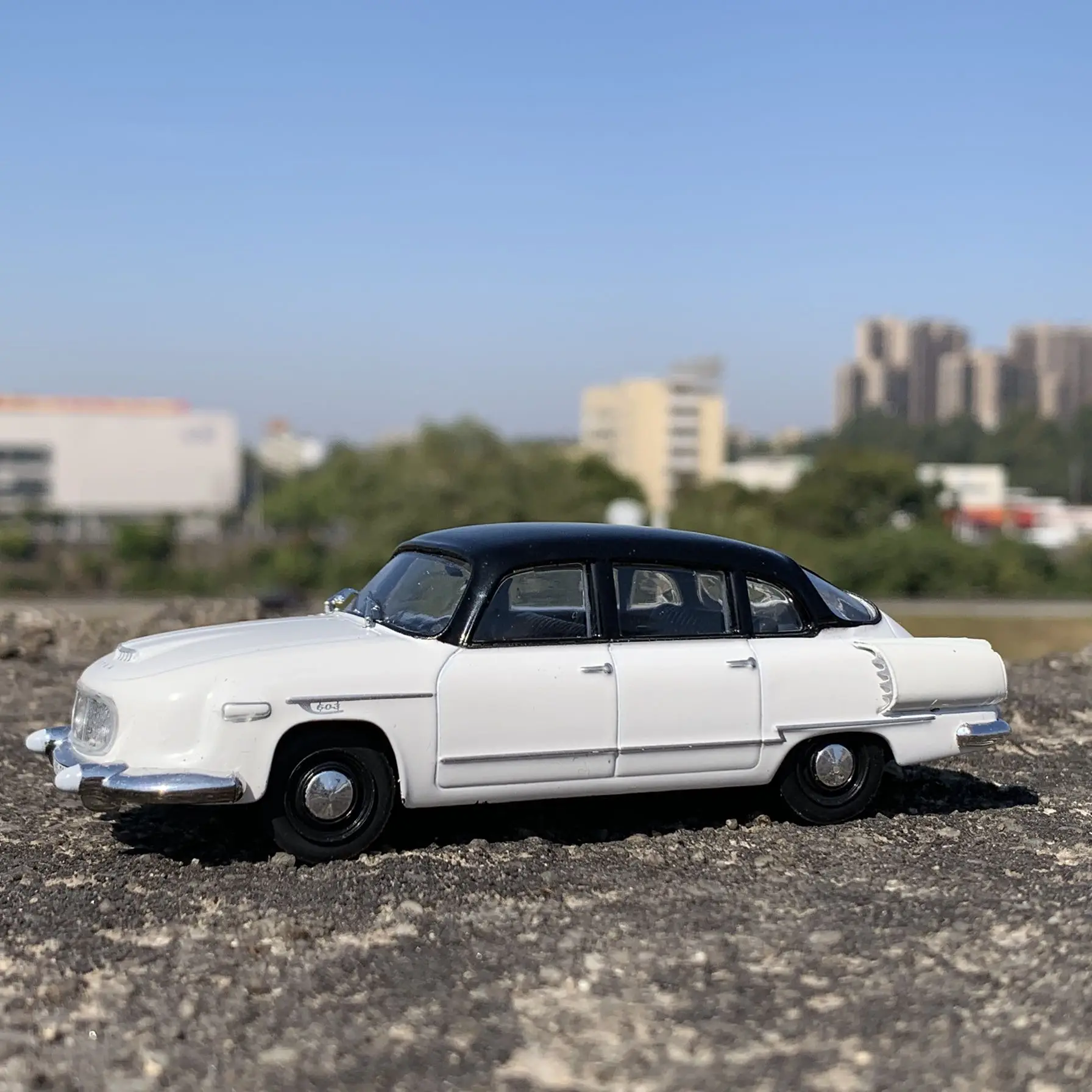 1: 43 Tatra 603 Taitula Коллекционная Классическая машина из сплава коллекционные модели
