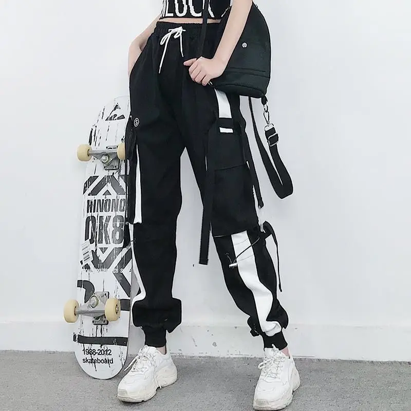 

Women Elastic Waist Loose Streetwear Cargo Pants Female Fashion Ankle-length Jogging Trousers Ladies Casual Pants