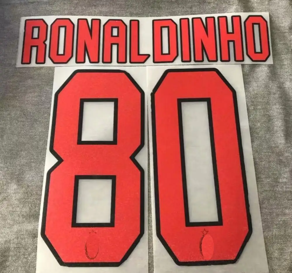 2006 2007 Away AC Nameset #22 KAKA #21 Пирло #80 RONALDINHO #13 IN #7 Shevchenko #3 MALDINI Printing футбольная нашивка |