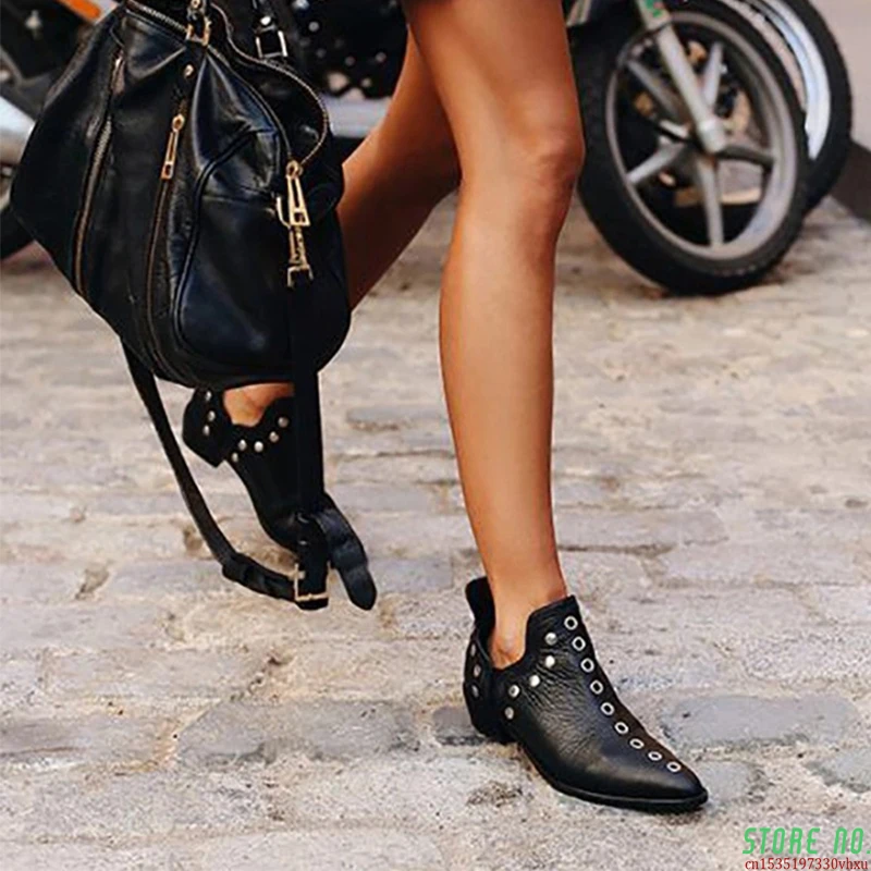 

Black Ankle Boots Woman 2020 Low Heel Punk Style Autumn Winter Women Booties Rivet Shoes Short Boots botines mujer Dropshipping