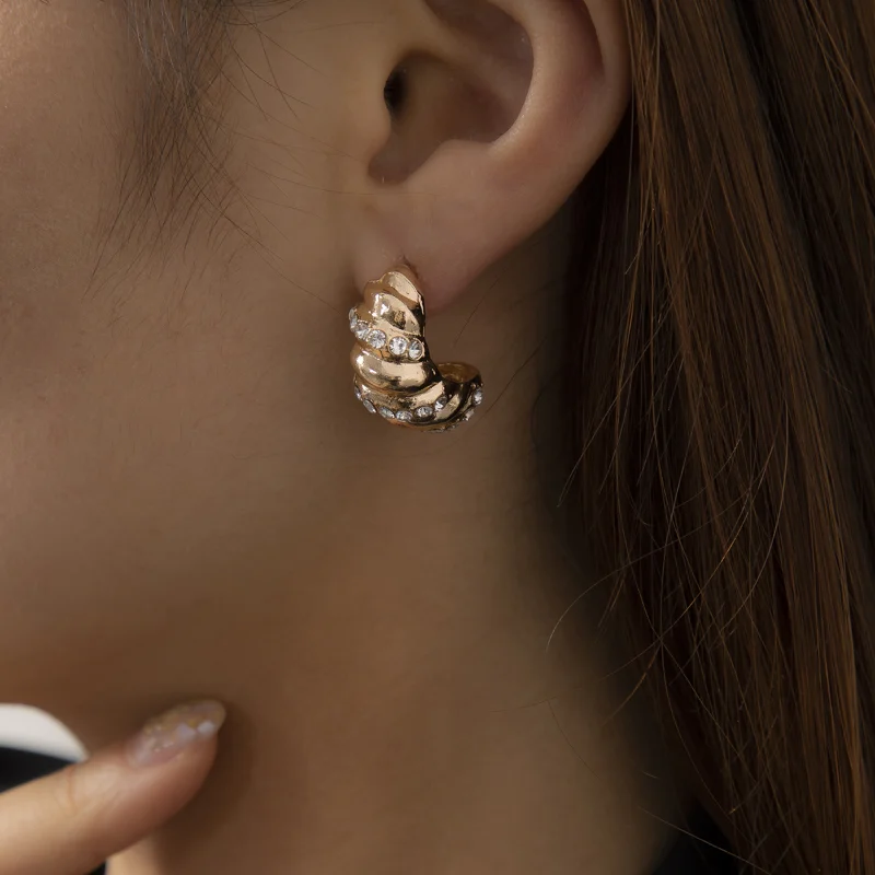 

Modern Jewelry Metal Earrings Simply Design High Quality Shiny Crystal Hot Selling Women Earrings For Female Party Gifts