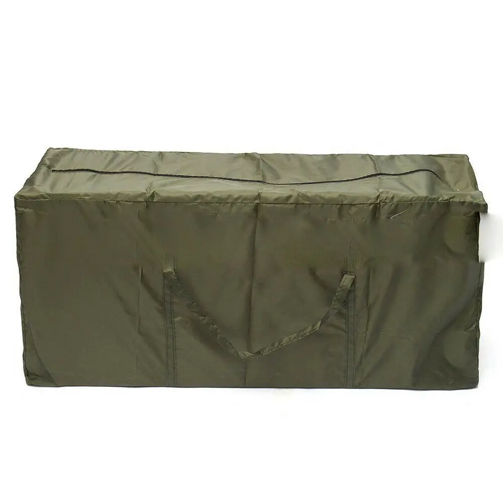 В нескольких спецификациях имеется большая водонепроницаемая сумка для