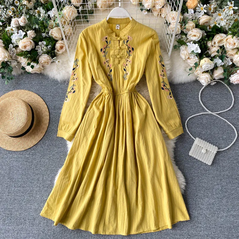 

Women Vintage Cheongsam Cotton Linen Dress Stand Neck Long Sleeve A-line Shirt Dress 2020 Autumn Flower Embroidery Print Dresses