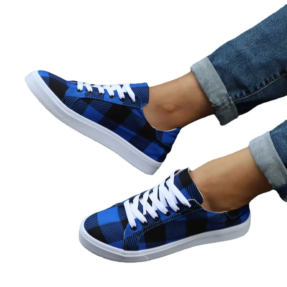 

Platform Shoes Designer Cool Casual Sports Footwear Flat Canvas Sneakers Tennis Femme Loafers For Women 2021 Large Size 35-43