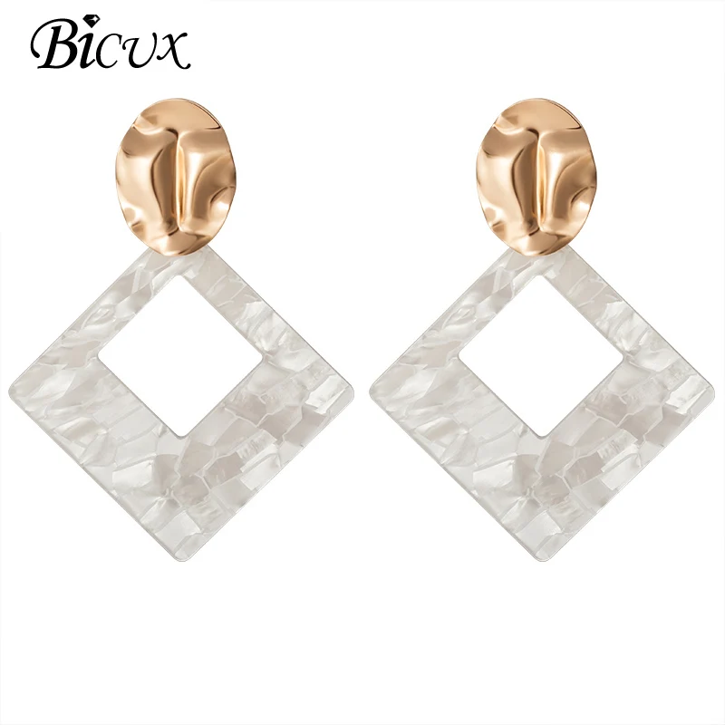 BICUX новый корейский заявление акриловые серьги свисающие для женщин модное