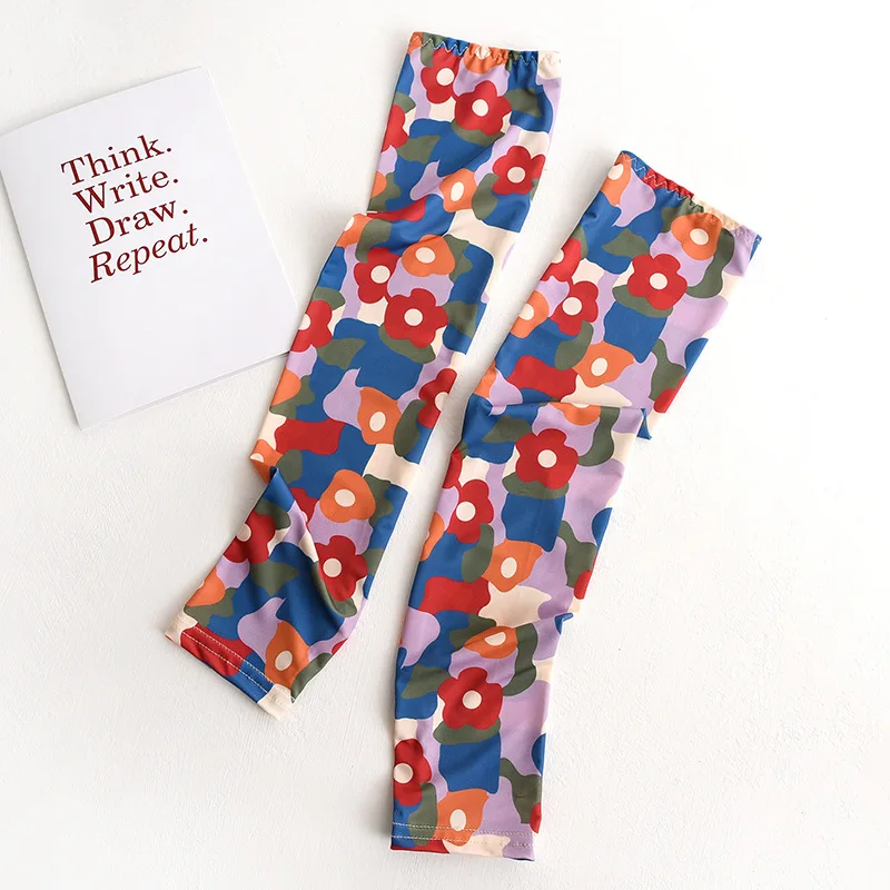 

2020 New Arm Warmers Ice Silk Outdoor Sun Protection Sleeve Cute Lovely Flowers Printed Girls Boyes Arm Sleeve Women and Man