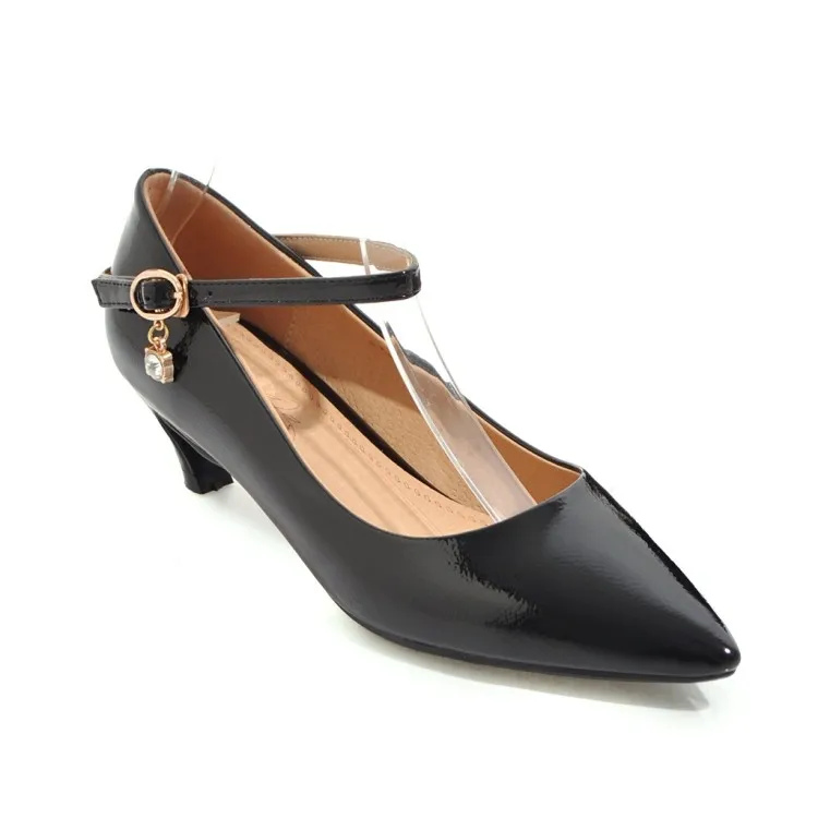 

Женские летние туфли большого размера