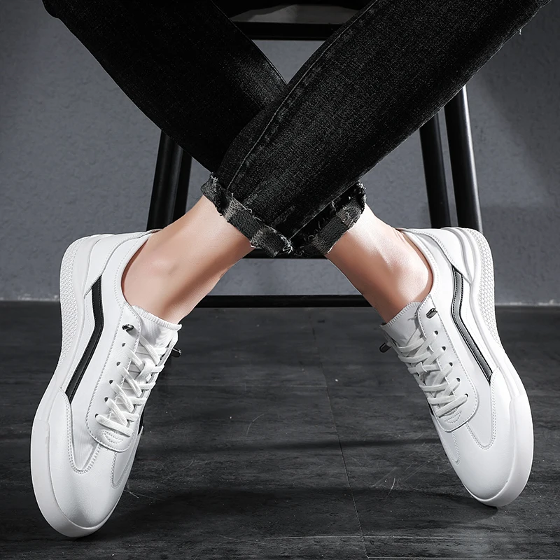 

New Fashion Men Genuine Leather Casual Shoes Lightweight Breathable Flats Shoes Luxury Brand Outdoor Sport Walking Sneakers