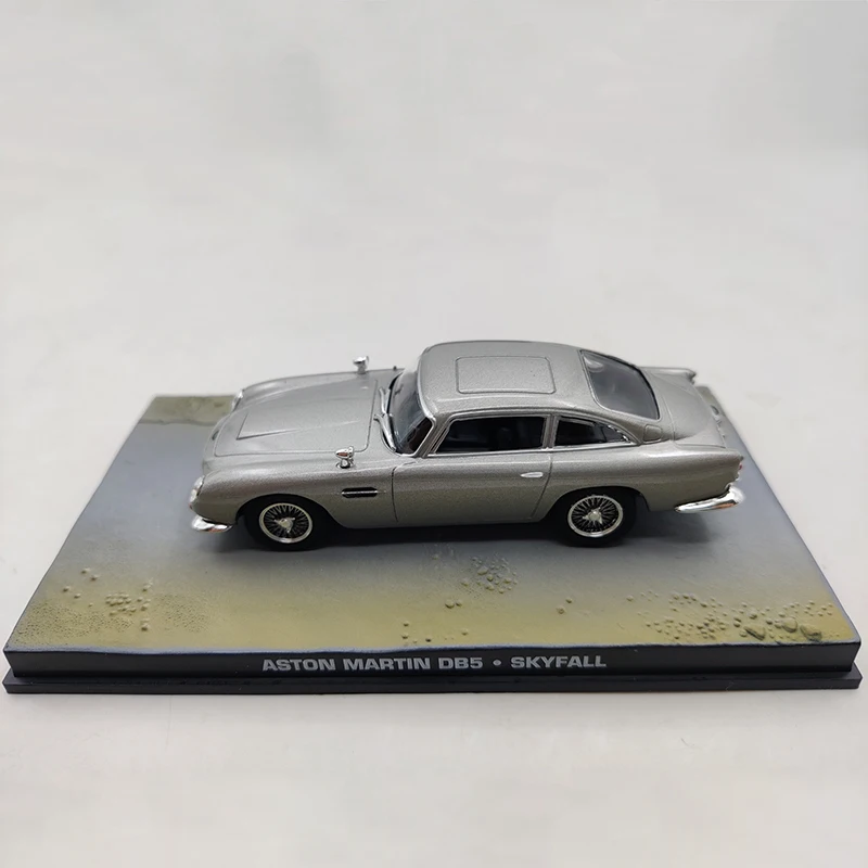 

Aston Martin DB5 Diecast 1/43 Scale 007 Skyfal Model Cars Toy Alloy Metaloy for Adult Collection Souvenir Gift Display Boys