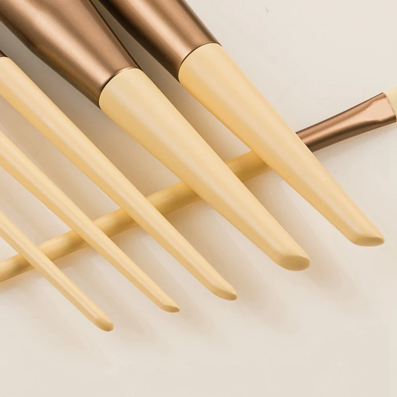 

12Pcs Makeup Brush Set Cosmetic Tool Powder Cheek Eyeshadow Eyeliner Brow