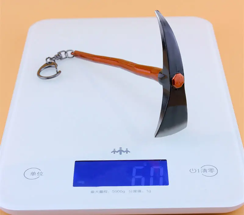 

Battle Royale Toy Model The Hoe Pickaxe Keychain Alloy Weapons Kids Toy Collection Decoration