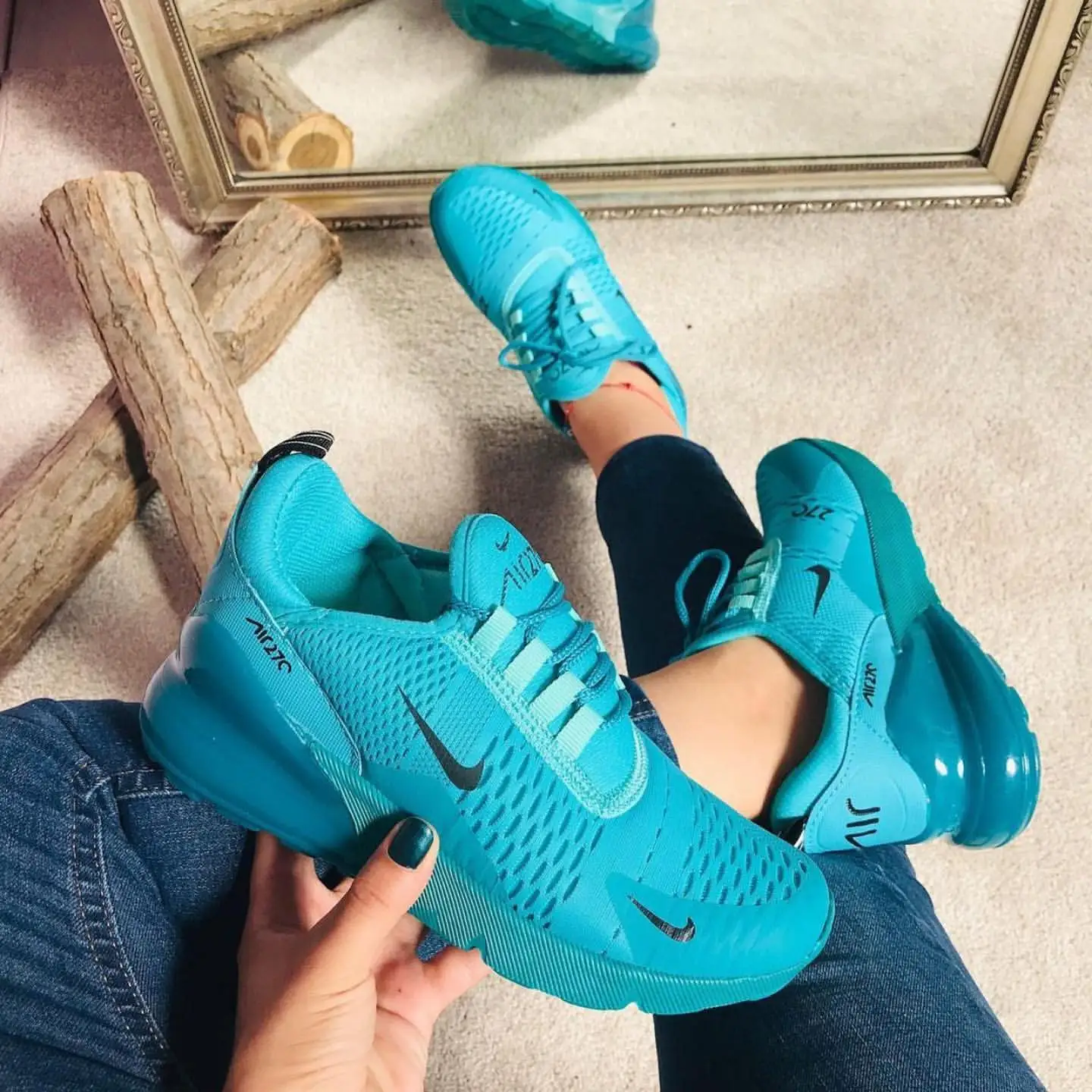 Фото Nike Air Max 270 Running Summer Shoes For Men AH8050-100 Sport Outdoor Sneakers Comfortable Breathable me Обувь Nike Air Max 270 Running Summer Shoes For Men AH8050-100 Sport Outdoor Sneakers Comfortable Breathable me Обувь