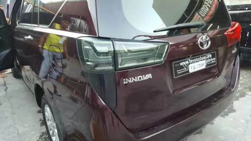 Дымчатый красный задний светильник s для Toyota Innova 2016 2017 стоп сигнала в сборе|light