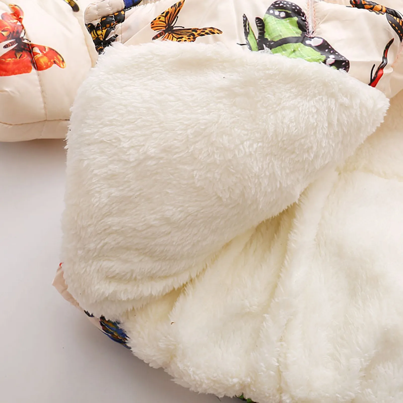 Зимние парки для маленьких девочек одежда пуховик с милым принтом бабочки