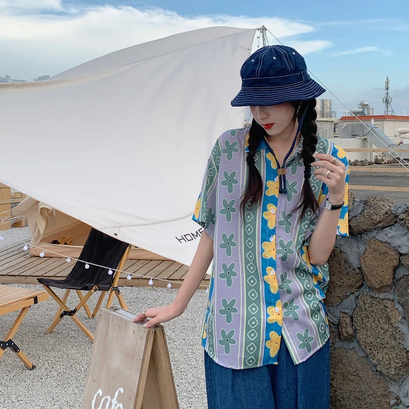 

2021 summer new girly short-sleeved shirt flower blouse tops women