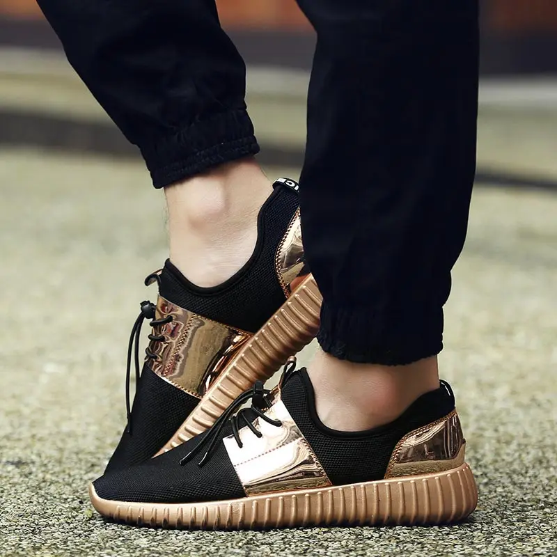 Детские легкие кроссовки без шнуровки