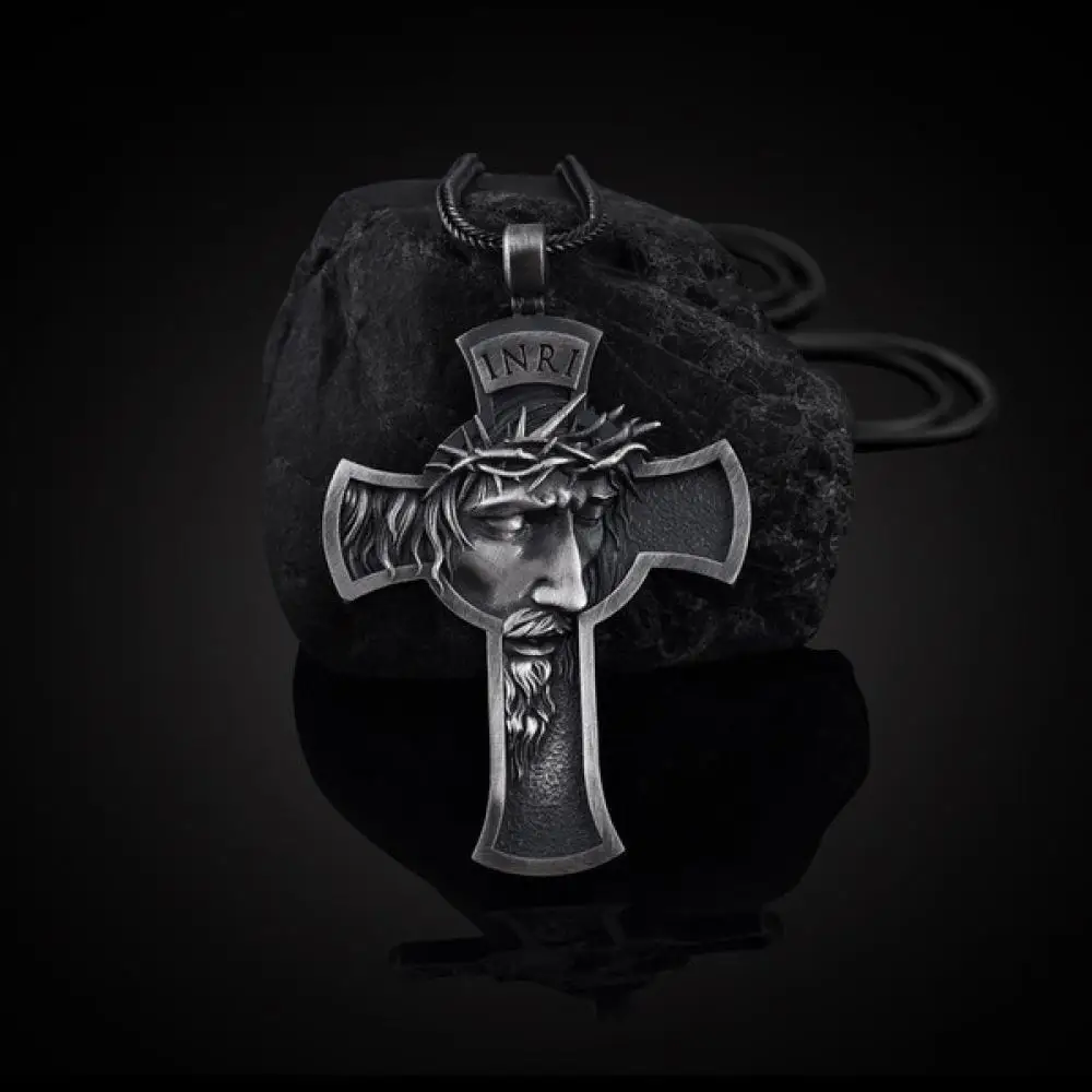 

New Crown of Thorns Jesus Cross Pendant Necklace Personality Men's Casual Street Party Jesus Necklace Jewelry