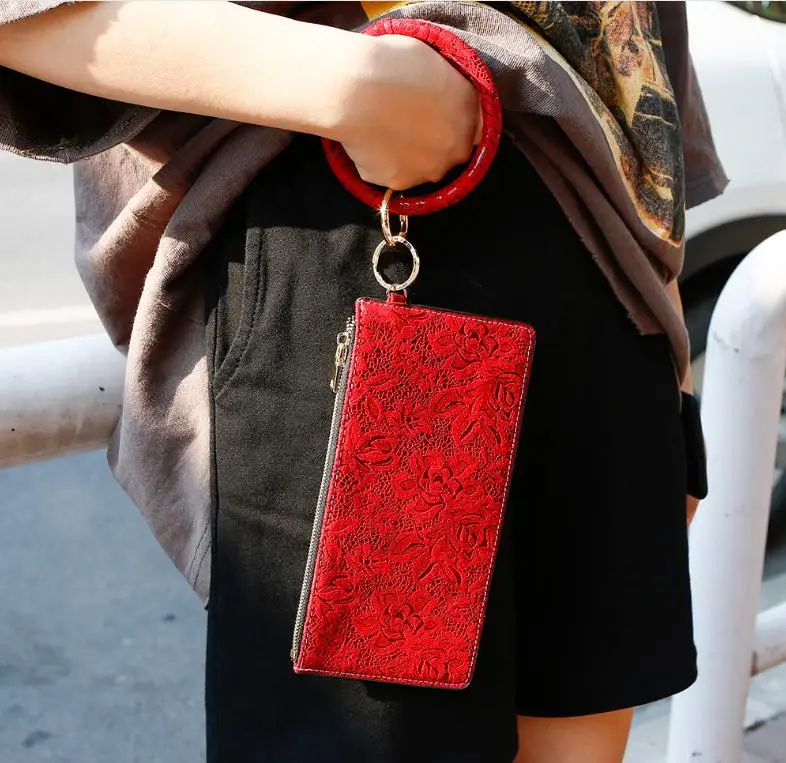 

2021 Original High-end Fabric Embossed Pu Leather Bracelet Keychain Portable Coin Purse