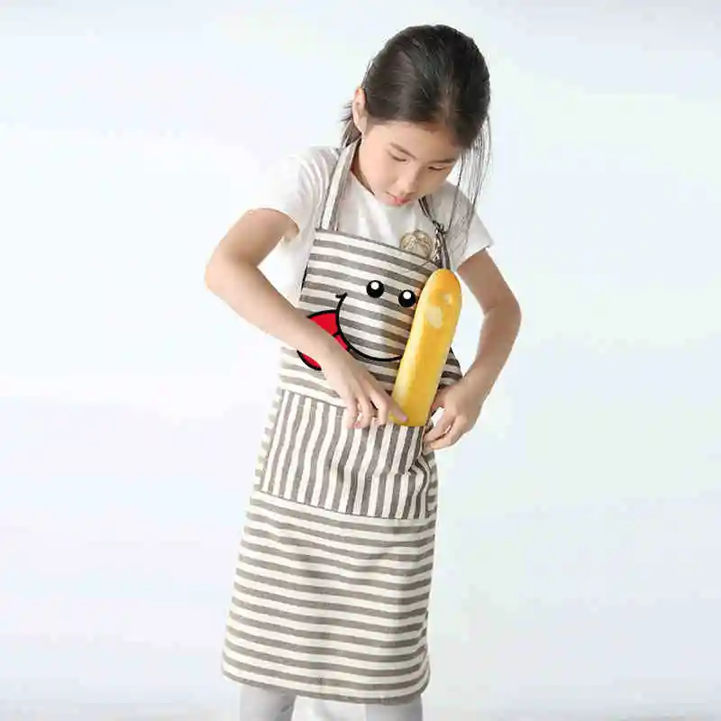 

Korean Fashion Cartoon Apron Kids Kindergarten Baby Eating Handmade Chef Clothes Child Smock print logo