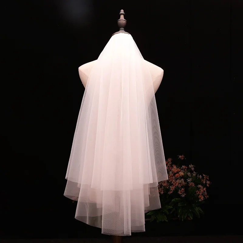 

Женская короткая фата с гребнем, элегантная свадебная фата белого и цвета слоновой кости, 2 слоя, 80 см, 2021
