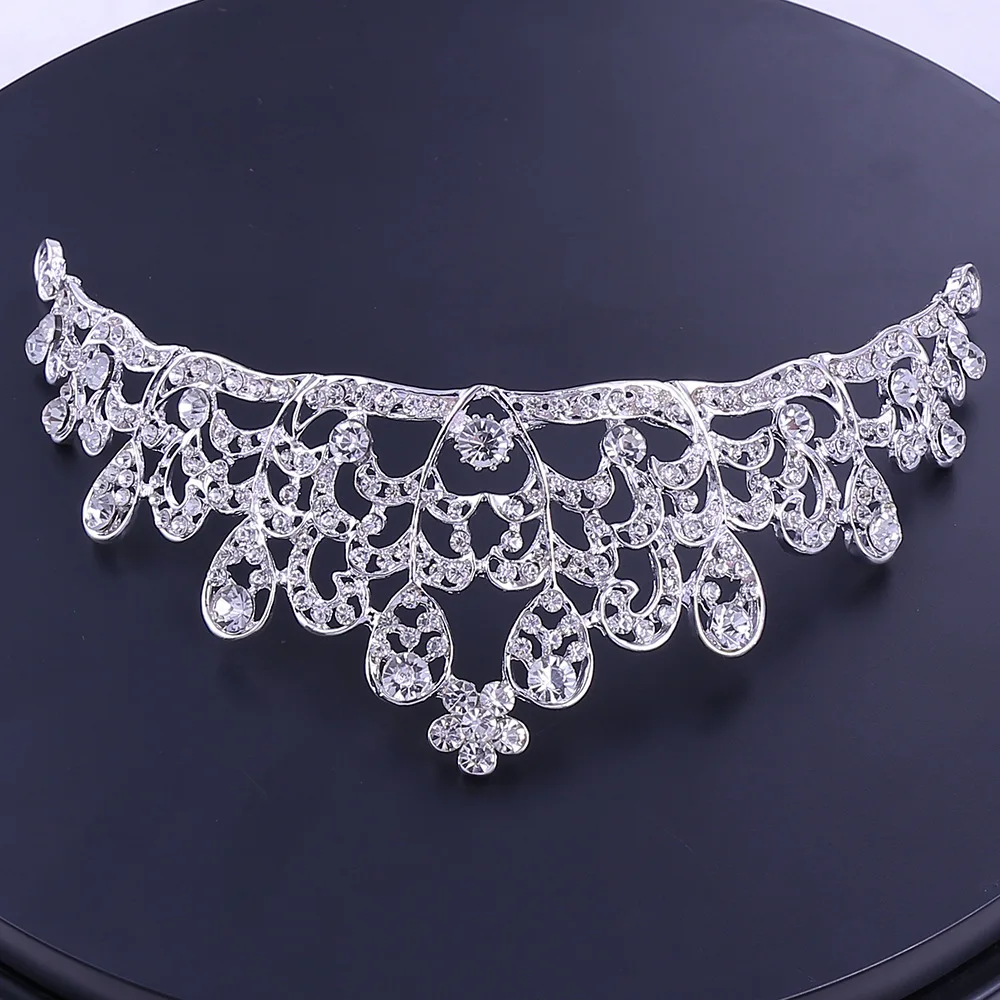 

Women's Classic Wedding Jewelry Set Bridal Jewelry Three-piece Wedding Headdress Crown Necklace Ear Pin Ear Clip Set Earrings