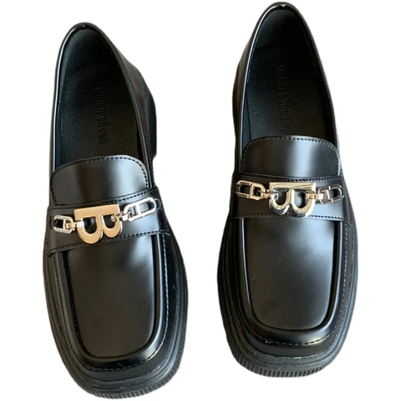 

2021 new retro B-shaped metal buckle British style small leather shoes women's square toe platform casual