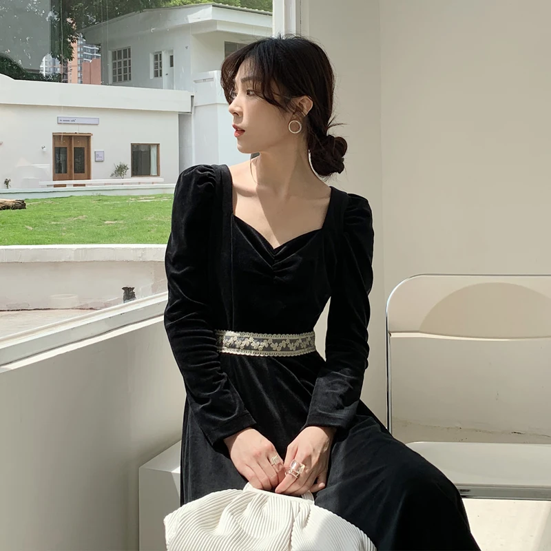 Женское бархатное платье в стиле ретро Черное длинное французском Хепберн Осень